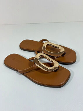 RHIERO Women's Tan Brown Gold-Tone Statement Buckle Sandals – Size 5.5
